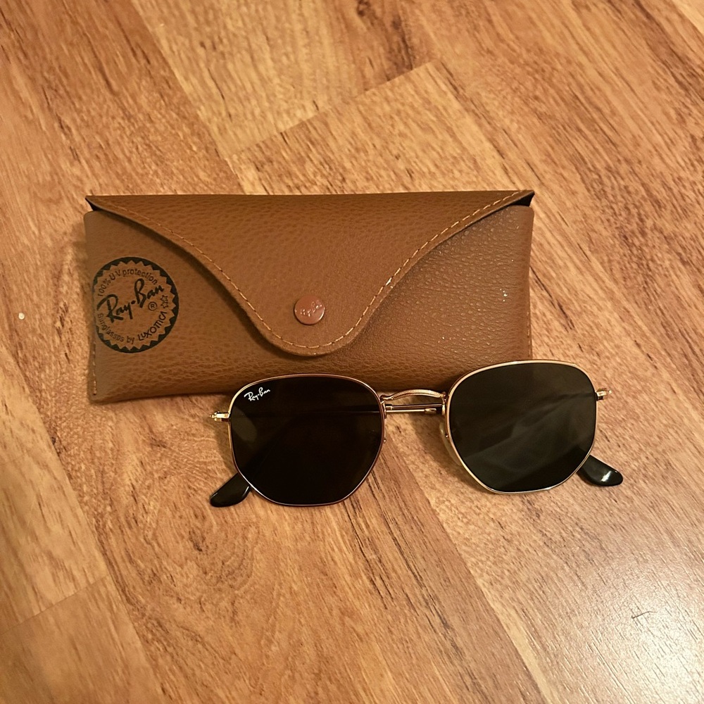 Ray-Ban Women's Hexagonal Flat Lenses Sunglasses